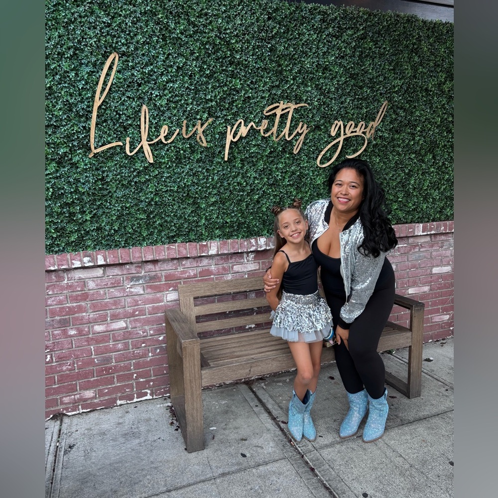 🤩 Meet your Posher!! 🤩